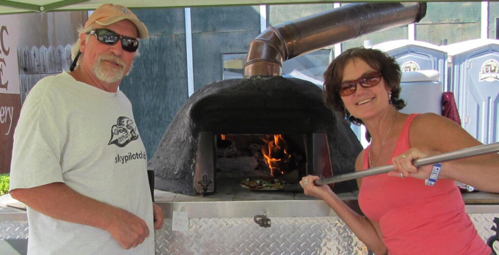 Oakridge, Oregon Keg & Cask Festival: people in front of pizza oven