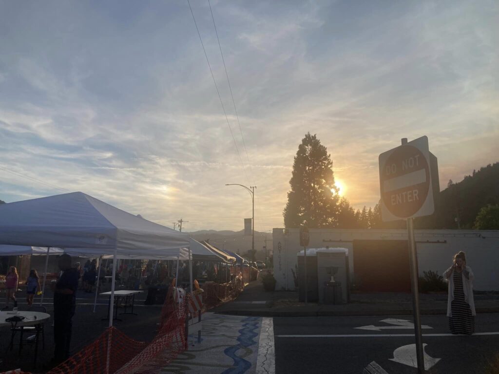 Oakridge Keg & Cask Festival 2023: vendor tents late afternoon